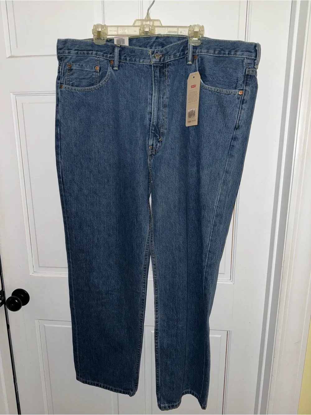 Levi's Straight-Leg Dark Blue Denim Jeans 550 Relaxed